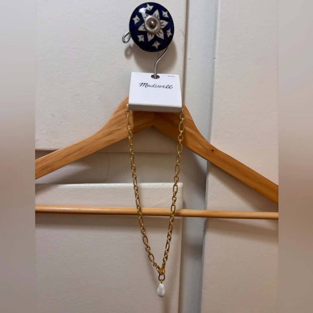 Madewell Gold Chain Necklace with White Pearl Drop - Picture 6 of 6